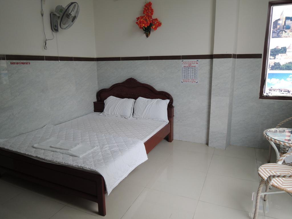 Hung Hieu Hotel Mỹ Tho Quarto foto